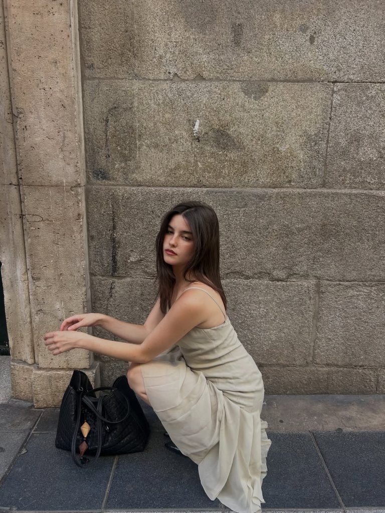 LAURA NEIRA